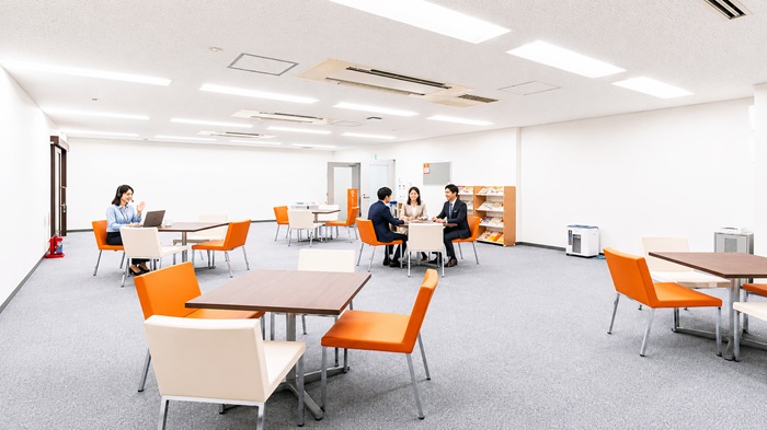 川崎アントレサロン2号館
