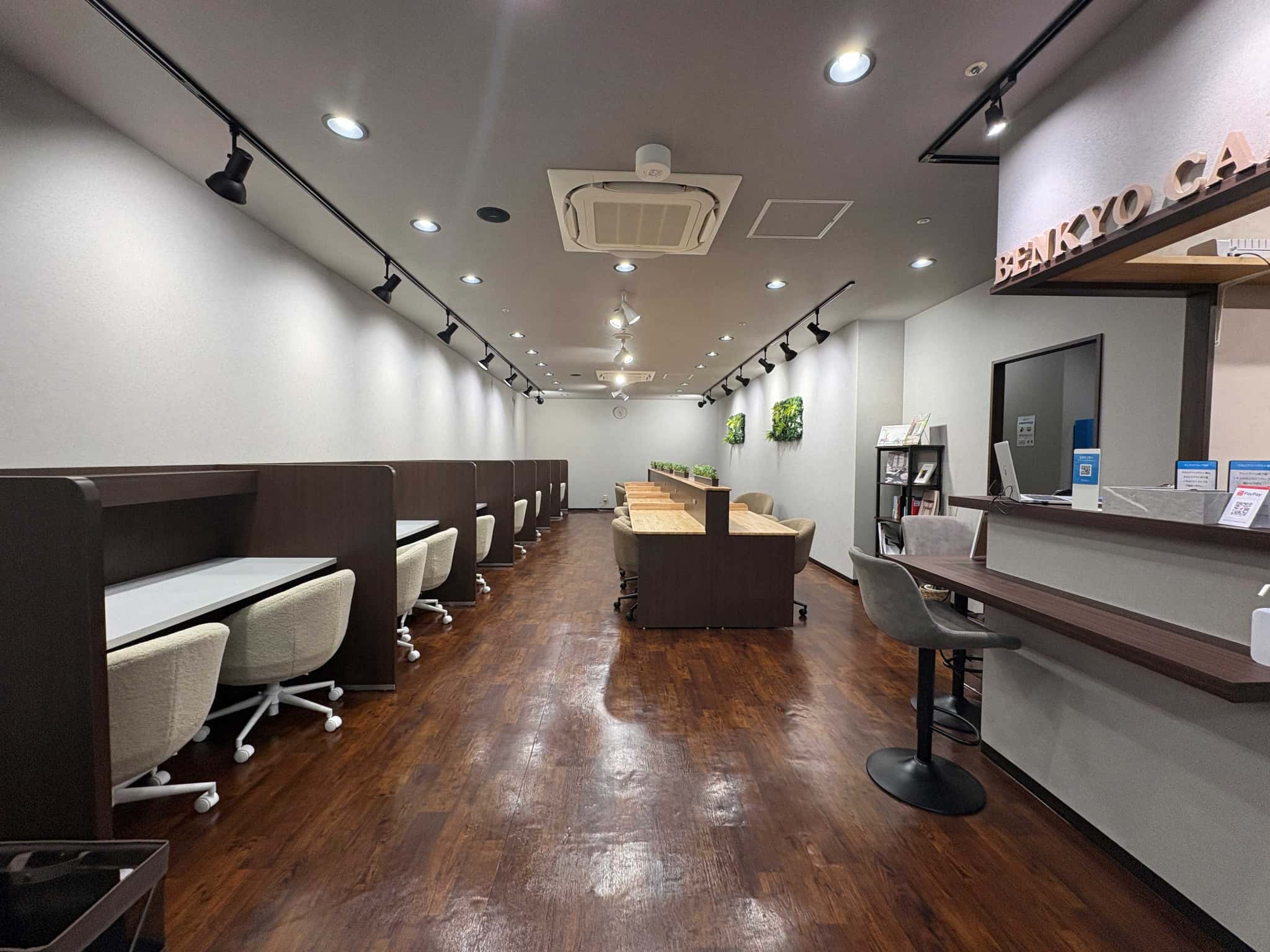 勉強カフェ大阪上本町ANNEX
