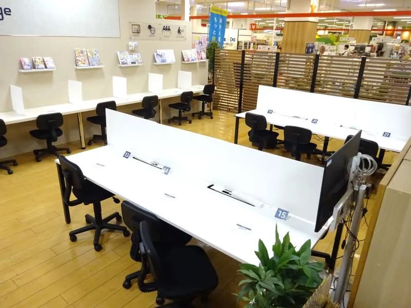 MIRAIYA Bookmark Lounge南砂店