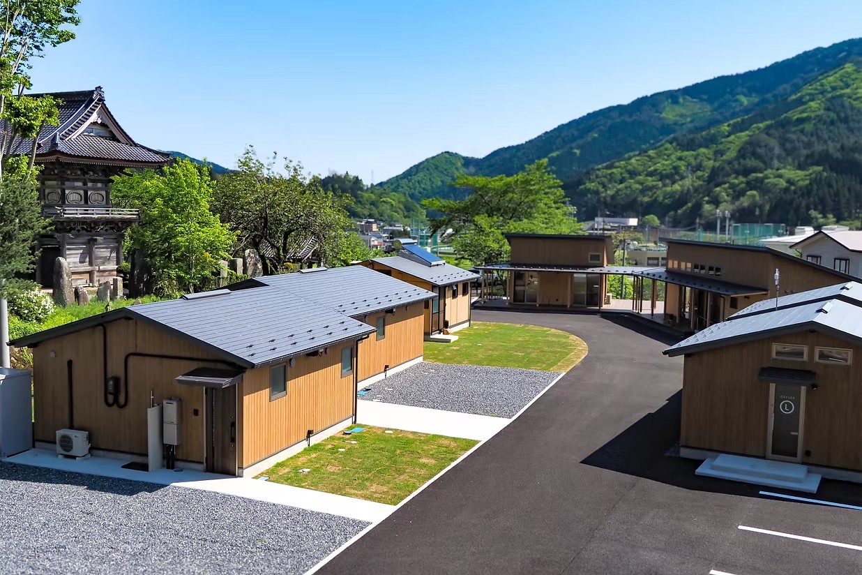 「仕事と学び複合施設イコウェルすみた」共用棟