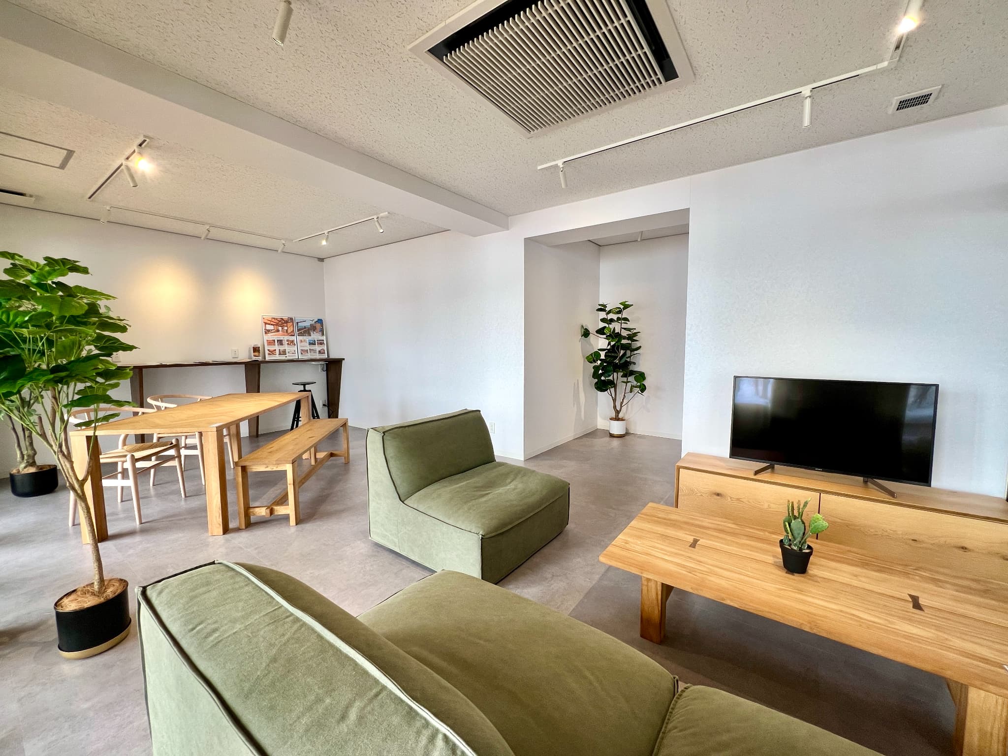 秀和建設コワーキングスペース