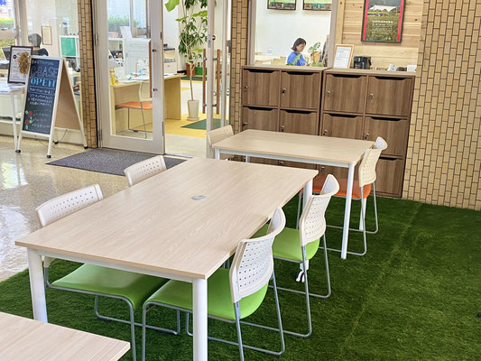 コワーキングスペースC-BASE