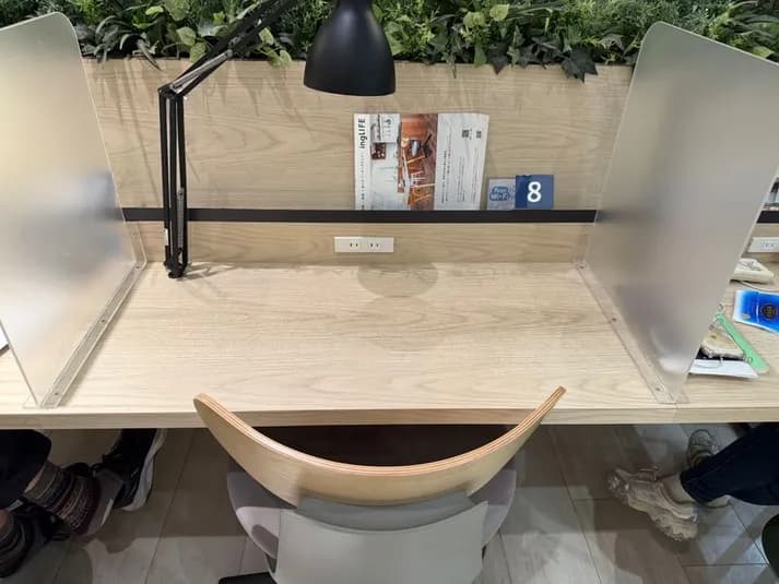 MIRAIYA Bookmark Lounge八千代緑が丘店