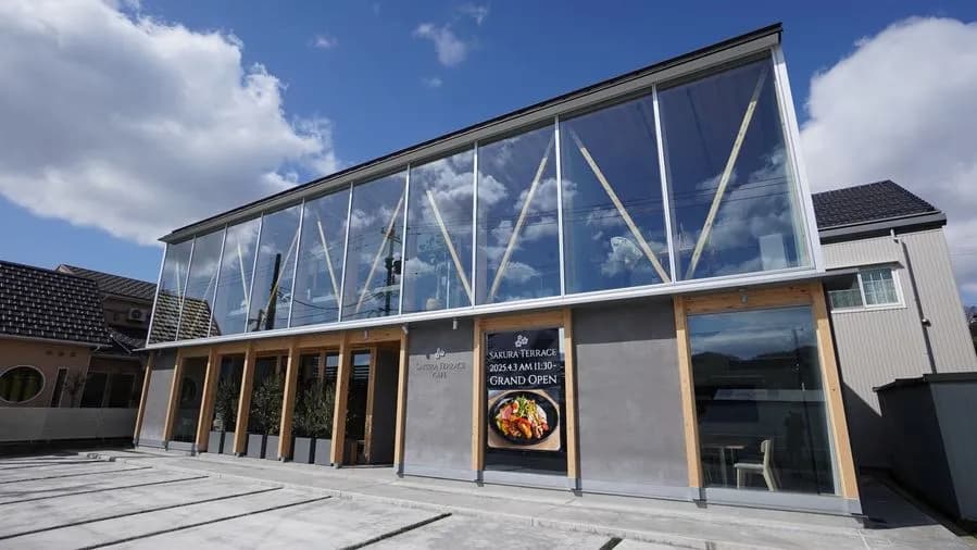 SAKURA CAFE  TERRACE