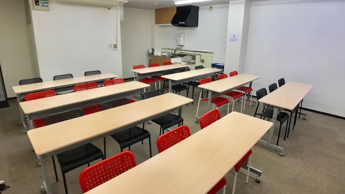 お気軽会議室金沢安江町１０１号室