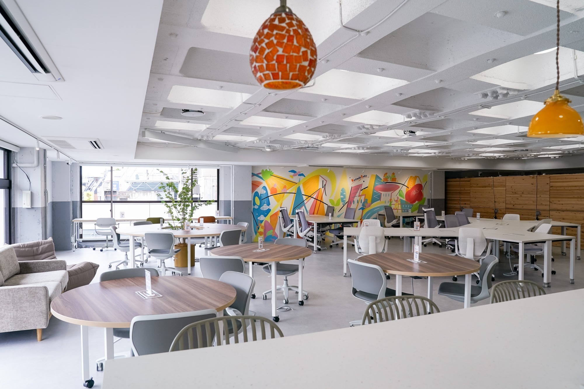 コワーキングスペース KanadeBako